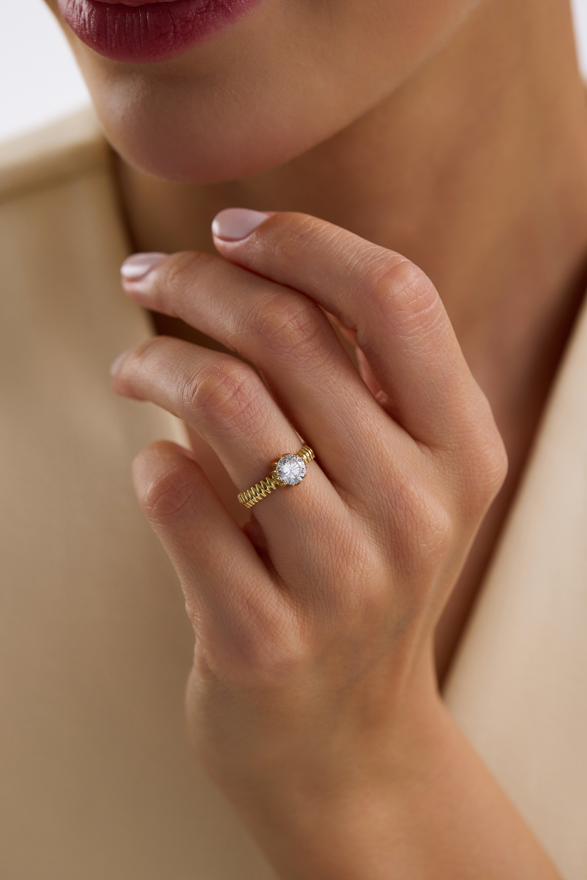14K Gold Round 1 Carat Lab Diamond Solitaire Ring with Ribbed Band