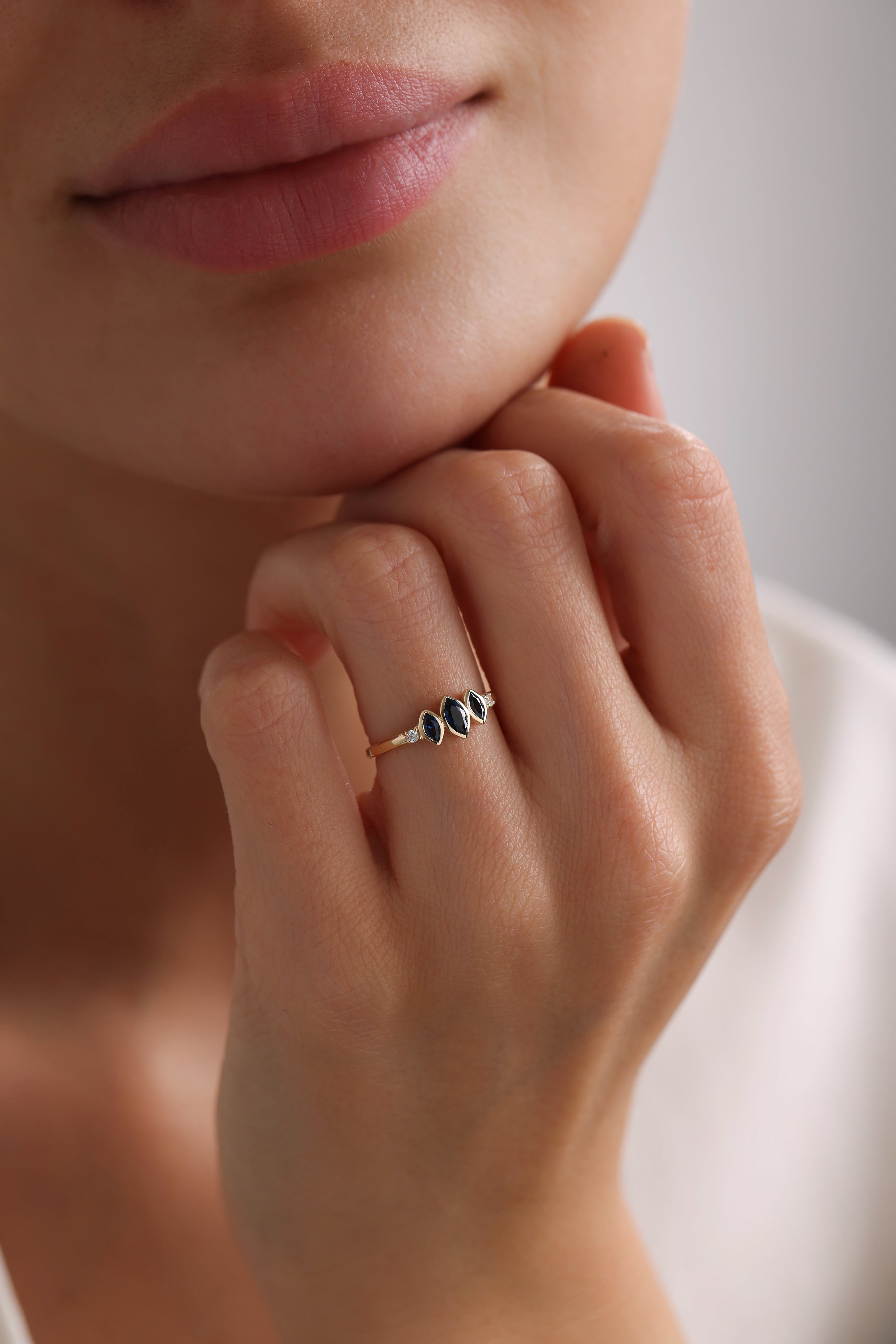 14k Gold Eclipse Blue Sapphire Ring