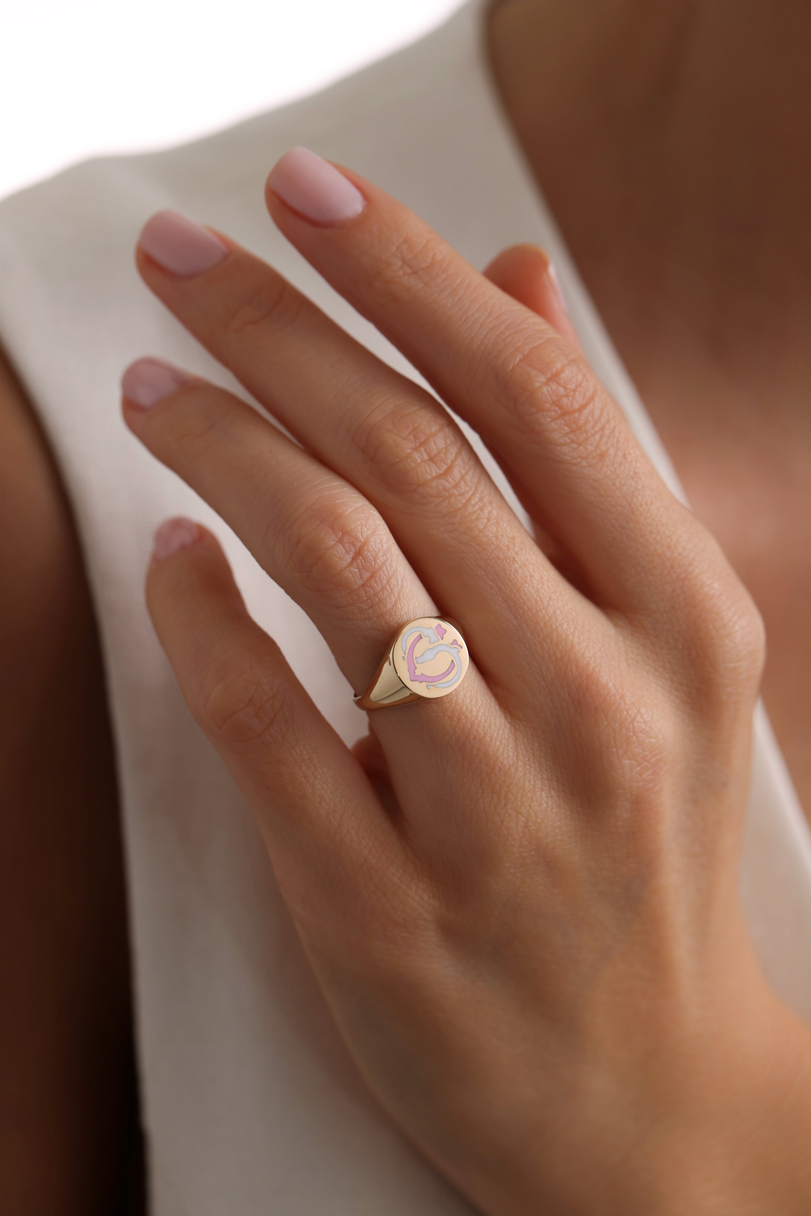 14k Gold Enamel Engraved Signet Ring