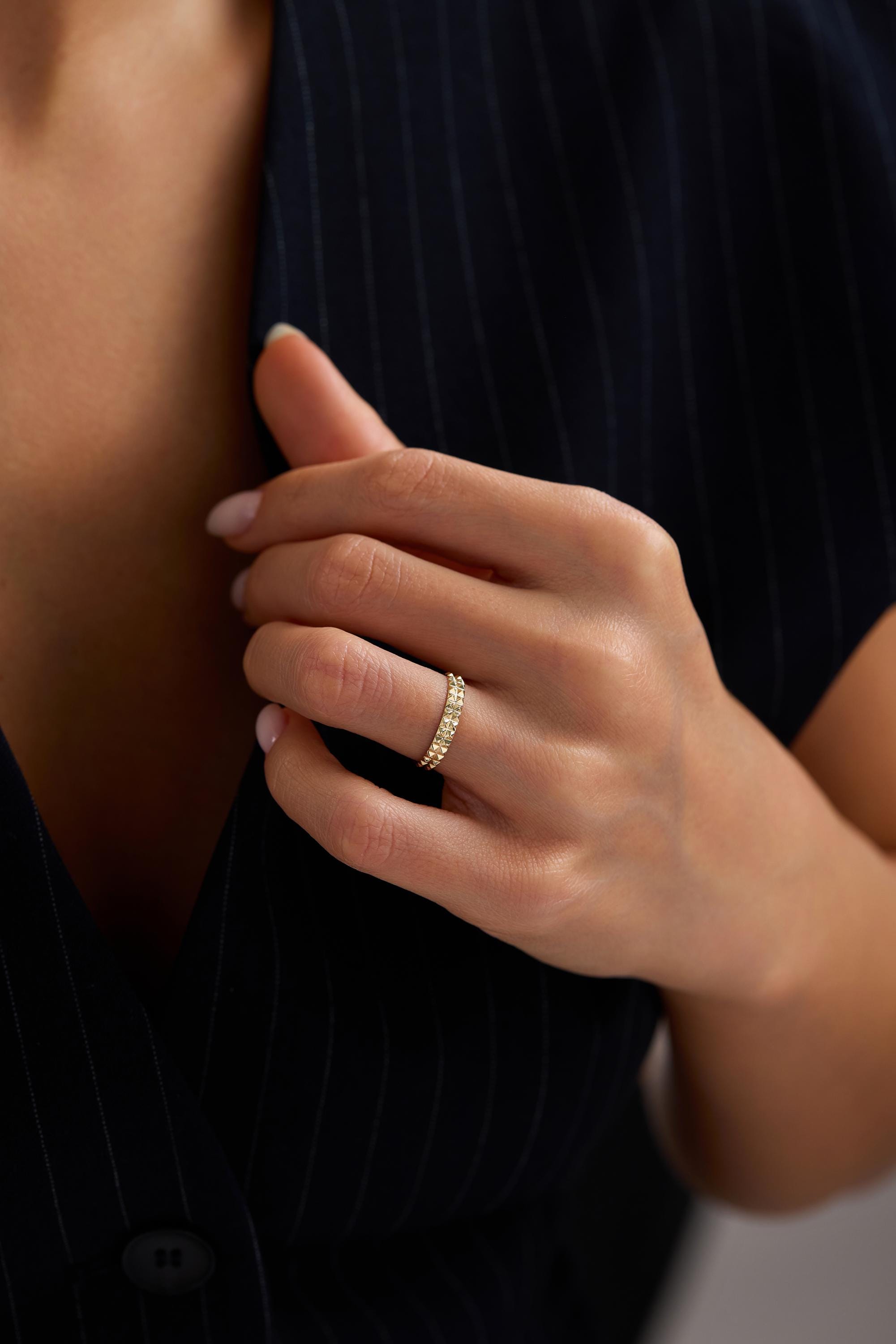 14K Gold Pattern Band Ring Minimal Geometric Gold Ring