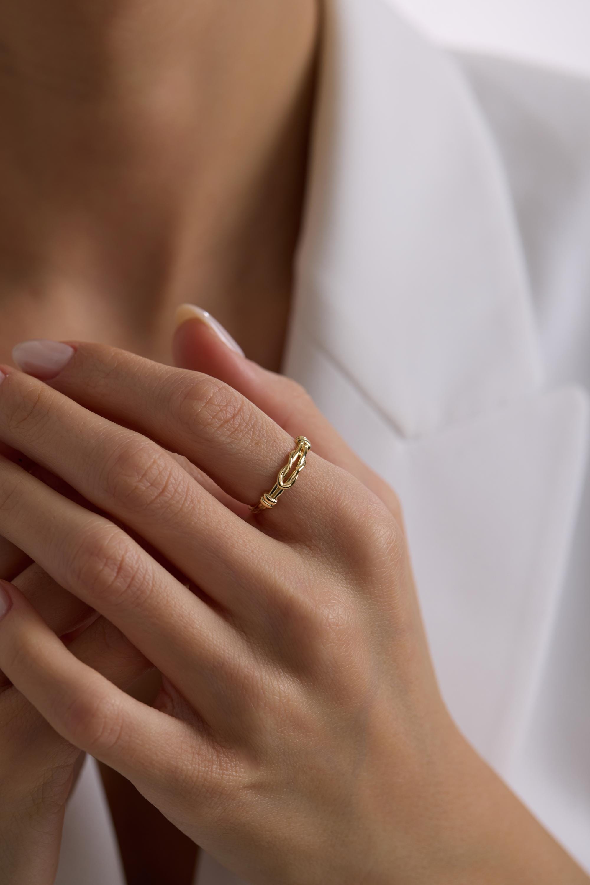 14K Gold Dainty Love Knot Ring