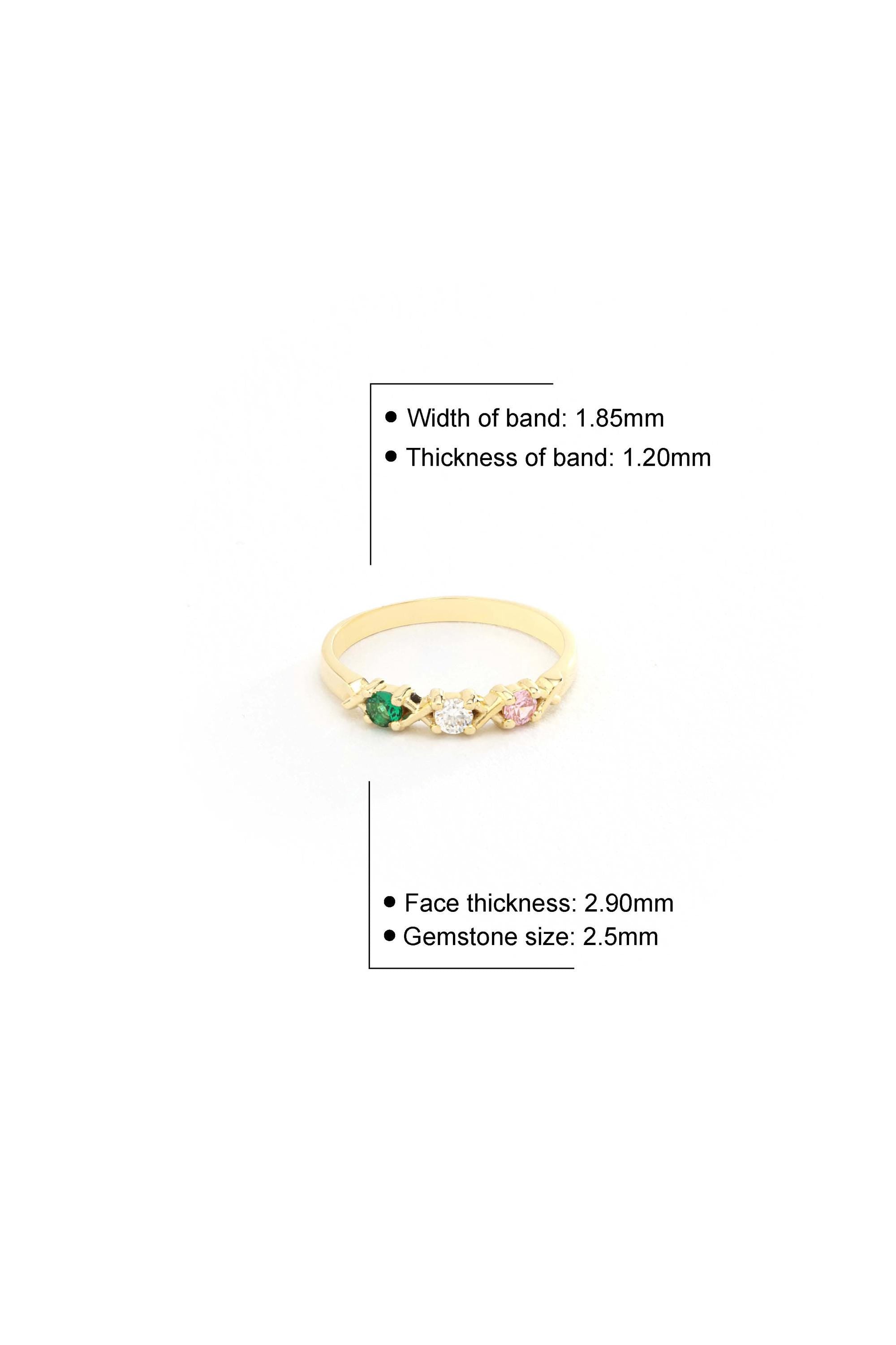 14K Gold Green Gemstone & Sparkling Stone Band Ring