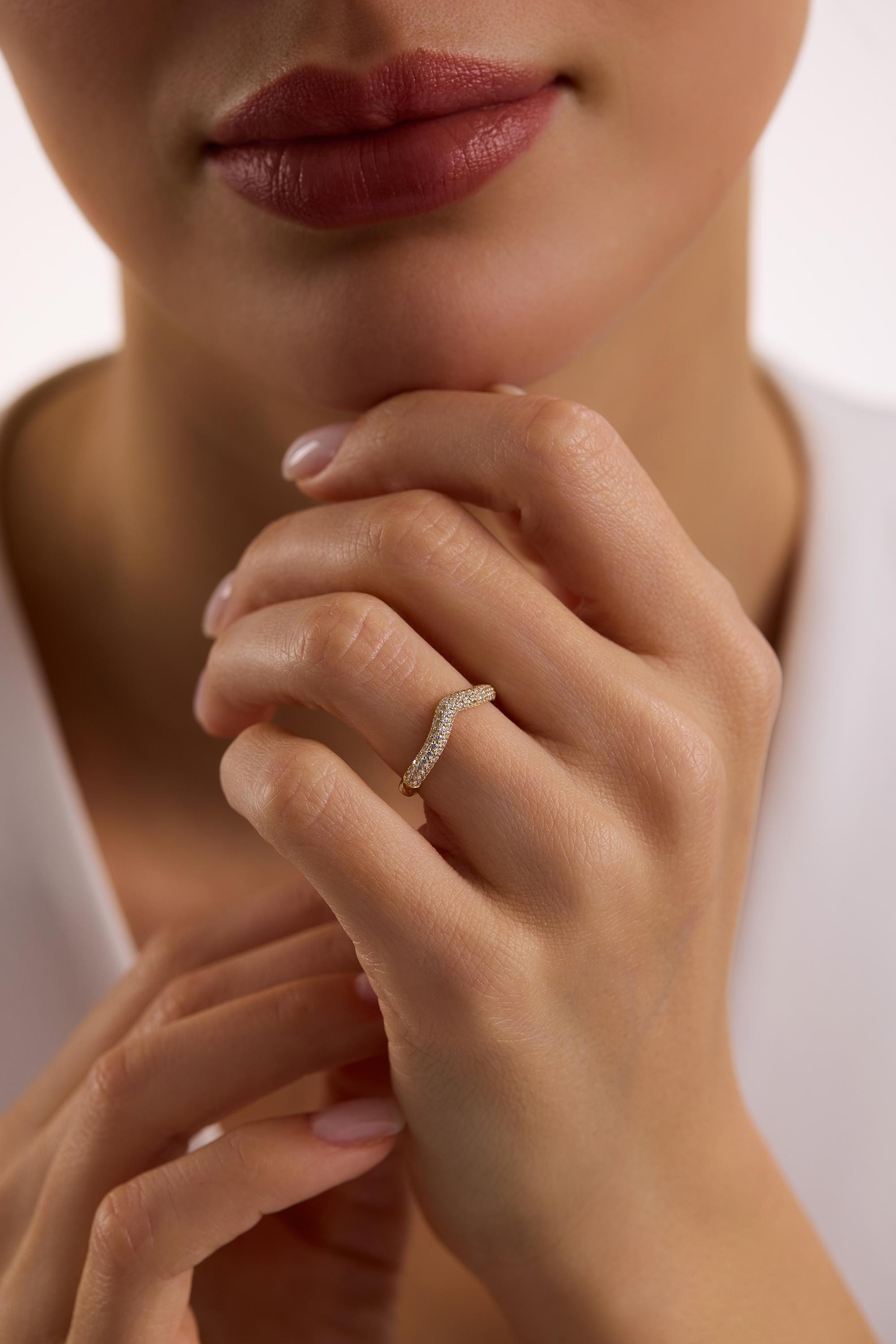 14K Solid Gold Wave Band Ring with Diamond Cut Stones