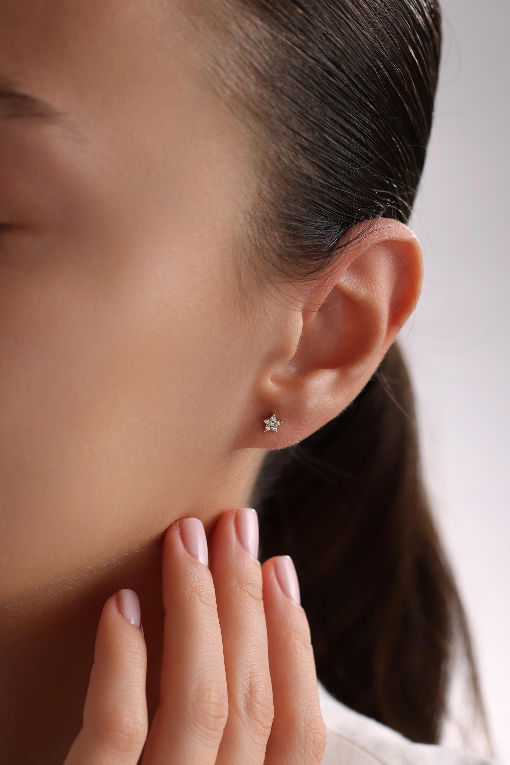 14k Gold Star Stud Earrings