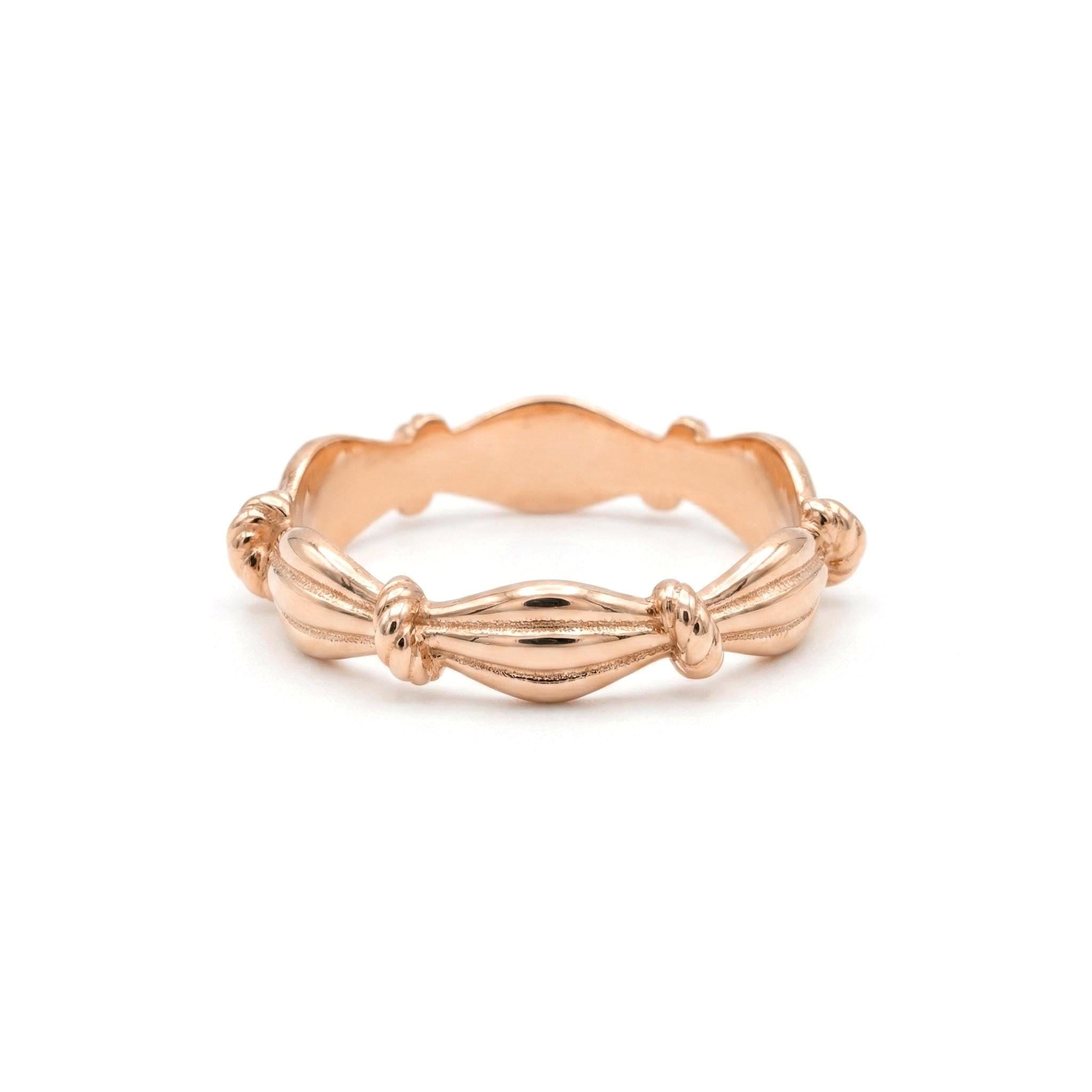 14K Gold Fluted Vintage Stacking Band