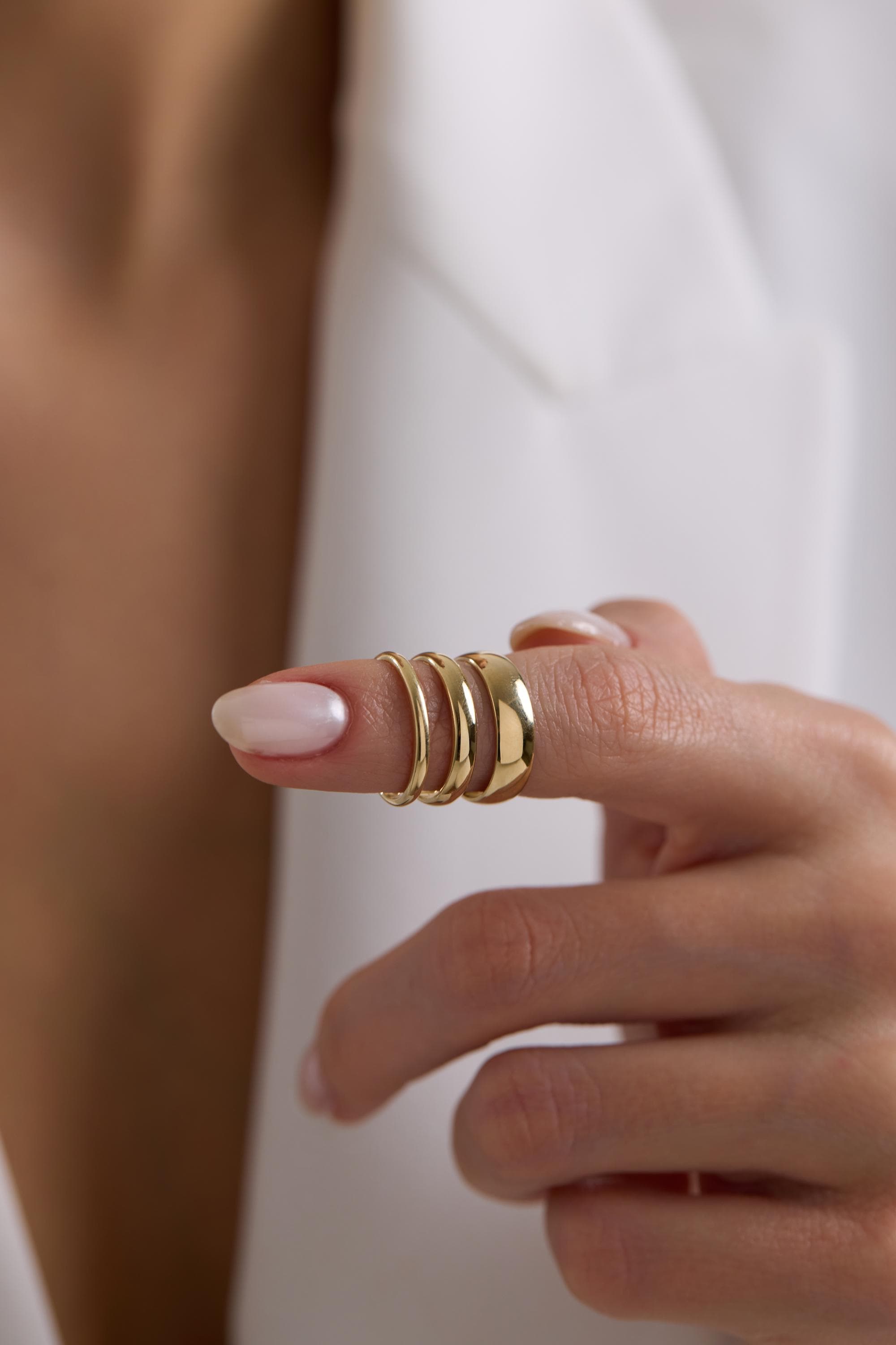 14K Solid Gold Graduated Stackable Ring