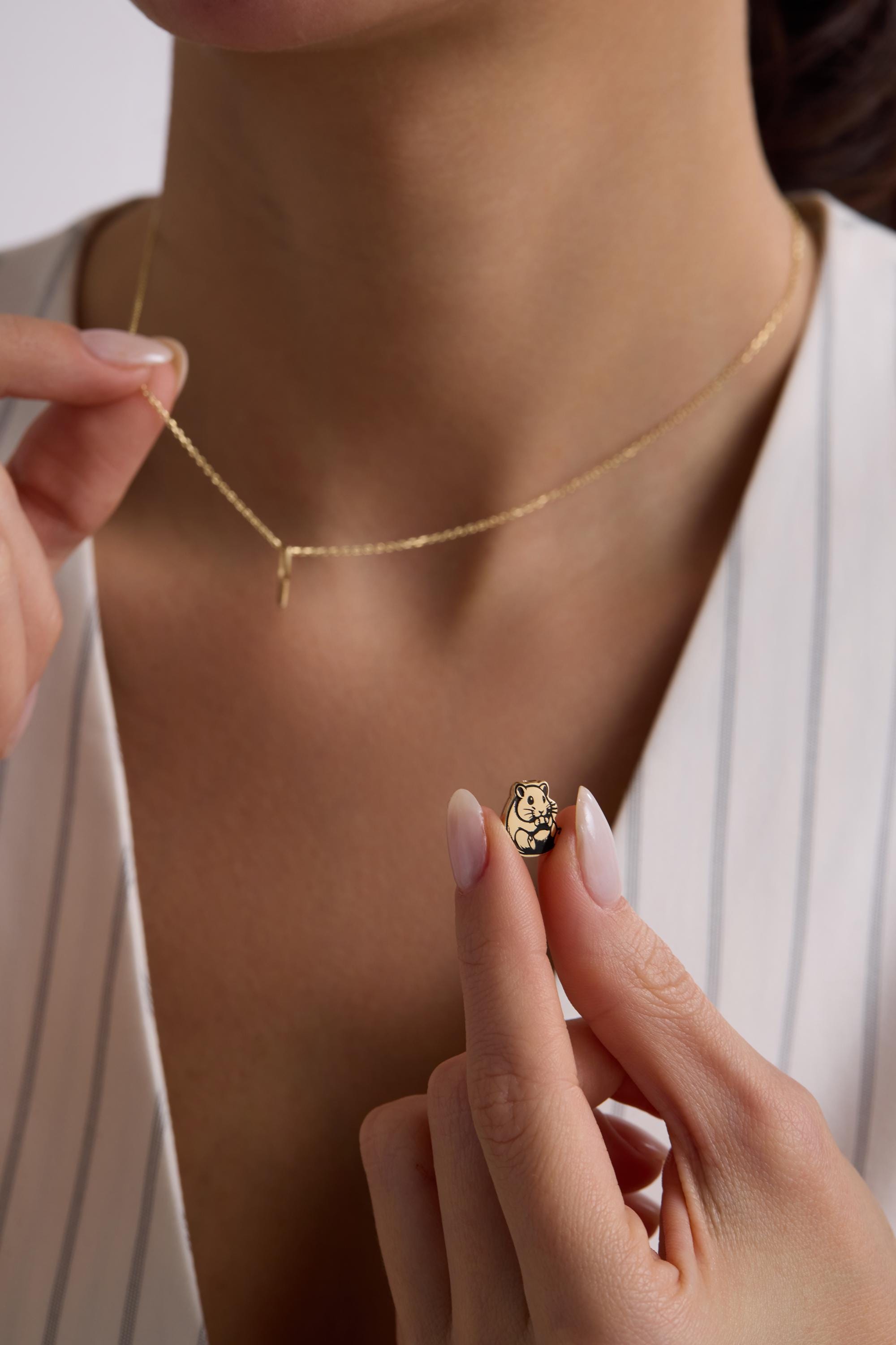 14K Urn Solid Gold Hamster Necklace