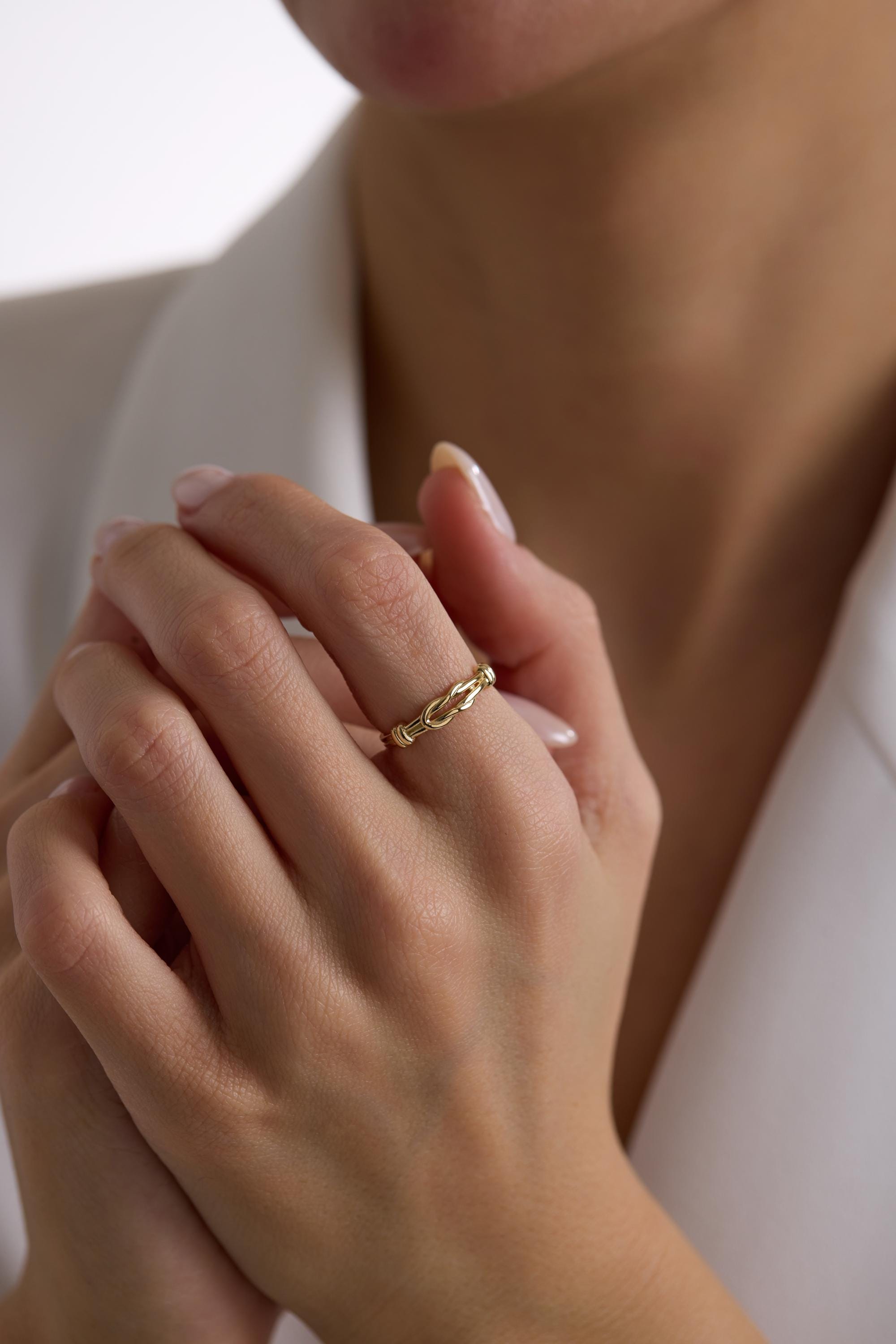 14K Gold Dainty Love Knot Ring