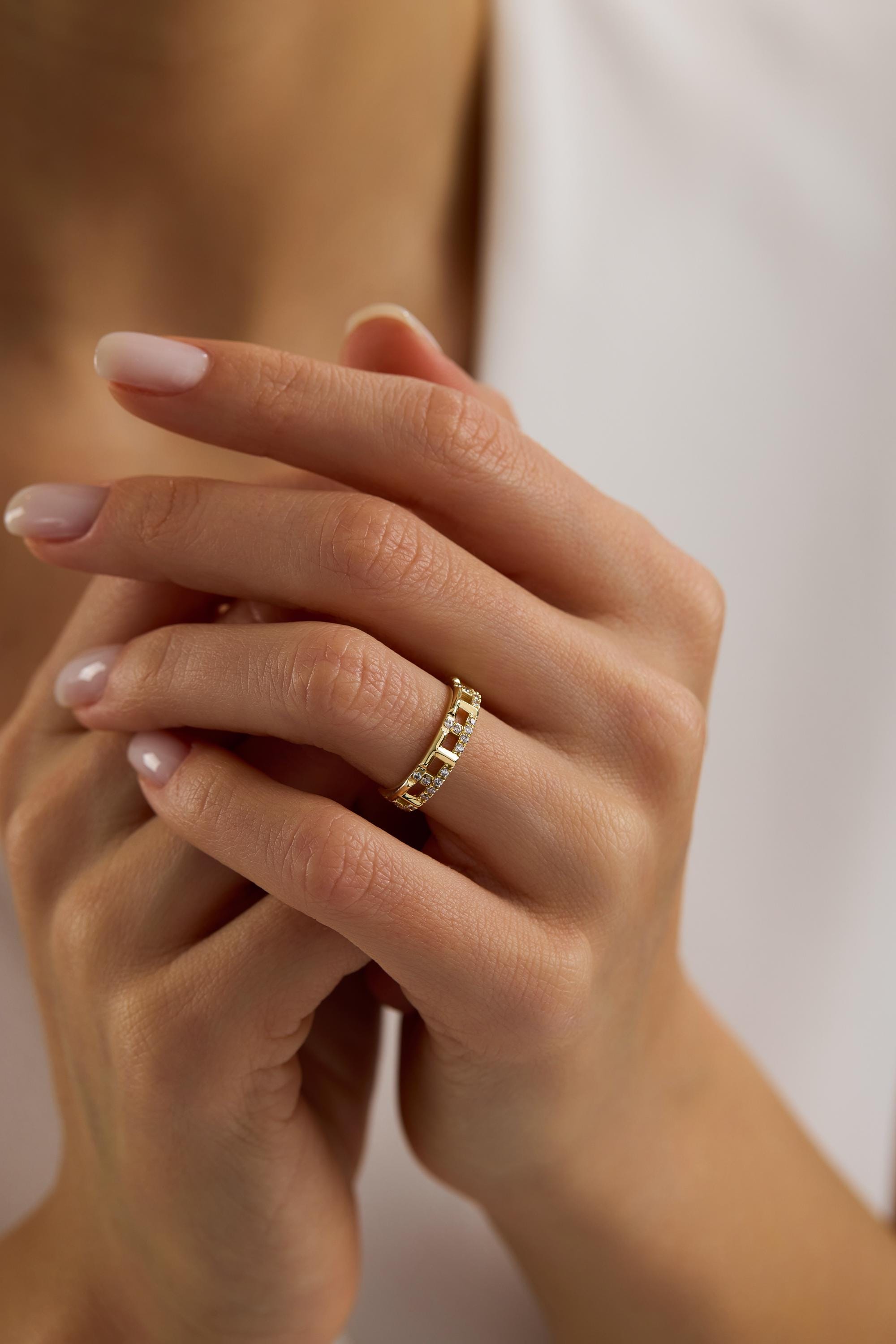 14K Gold Openwork Geometric Pavé Ladder Band